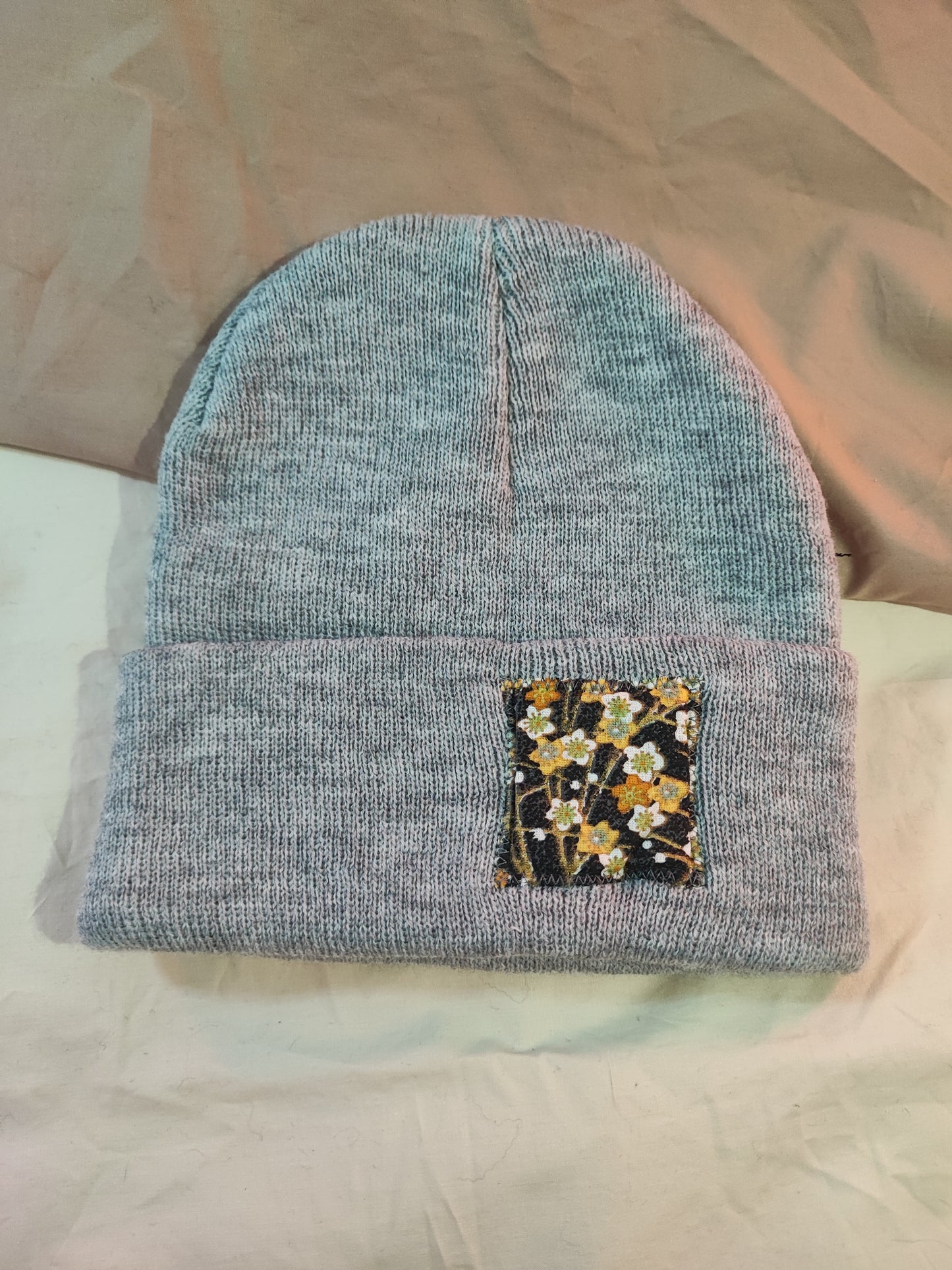 Bonnet Gris Feu d'artifice jaune