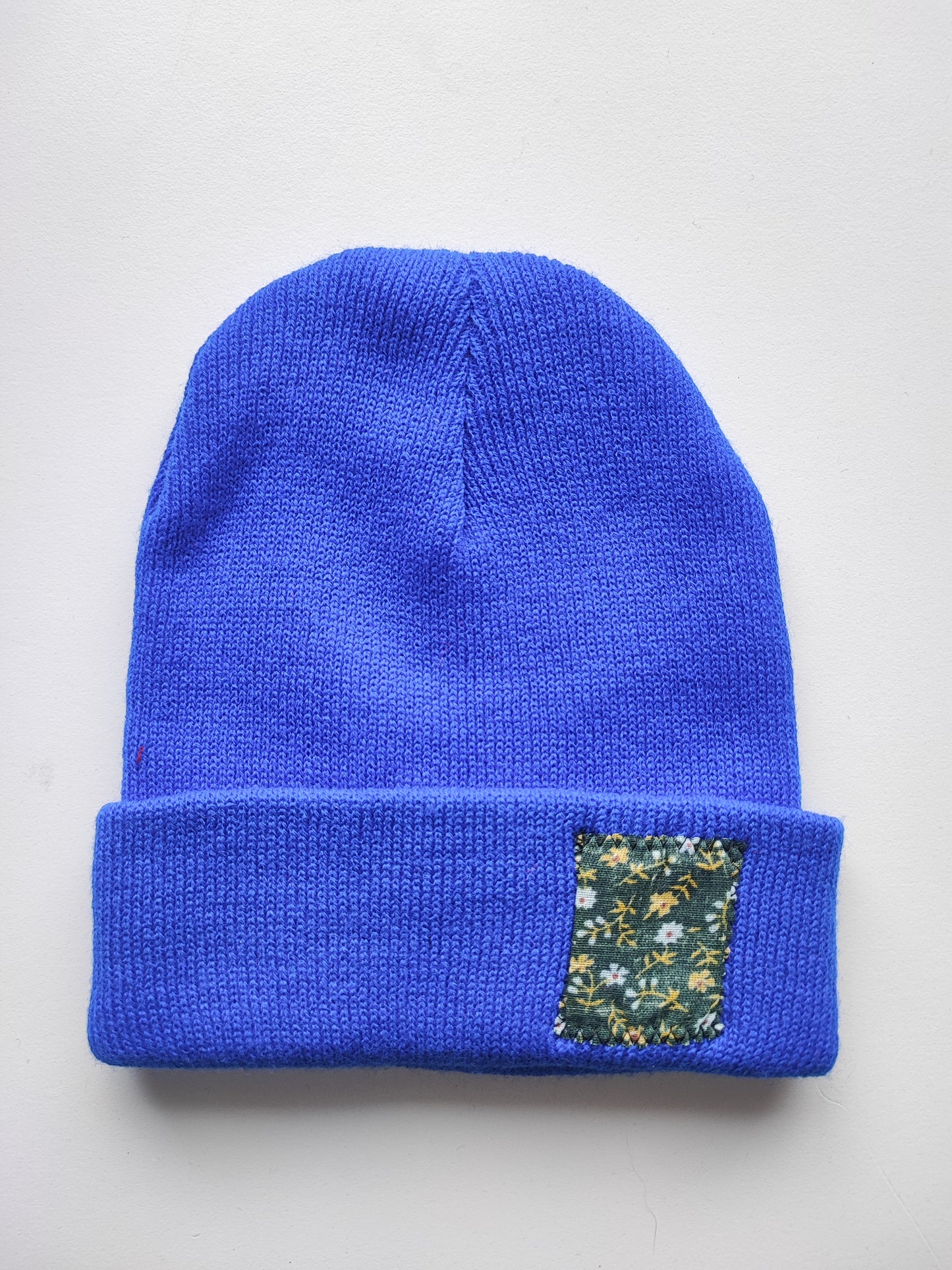 Bonnet bleu électrique prairie