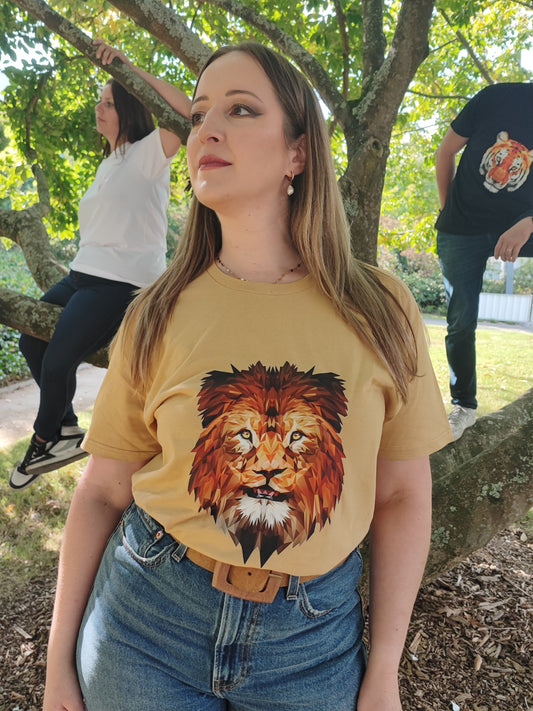T-shirt Lion Low Poly