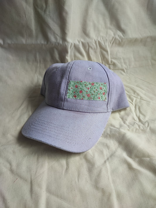 Casquette Blanche motif floral Imparfaite