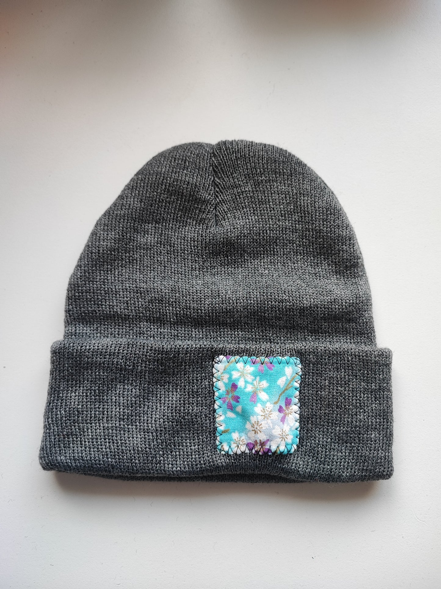 Bonnet Gris sakura bleu