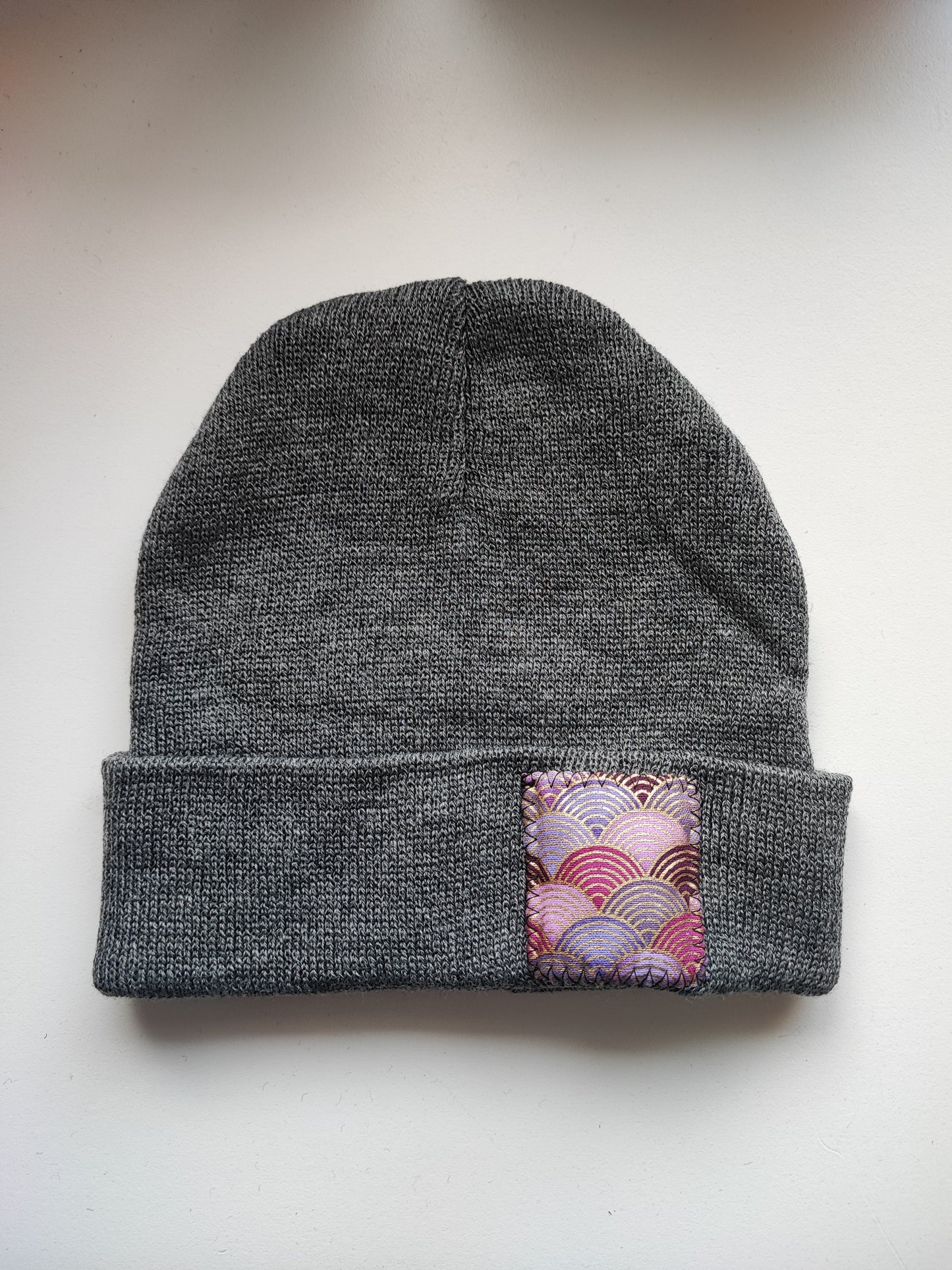 Bonnet Gris vague violette